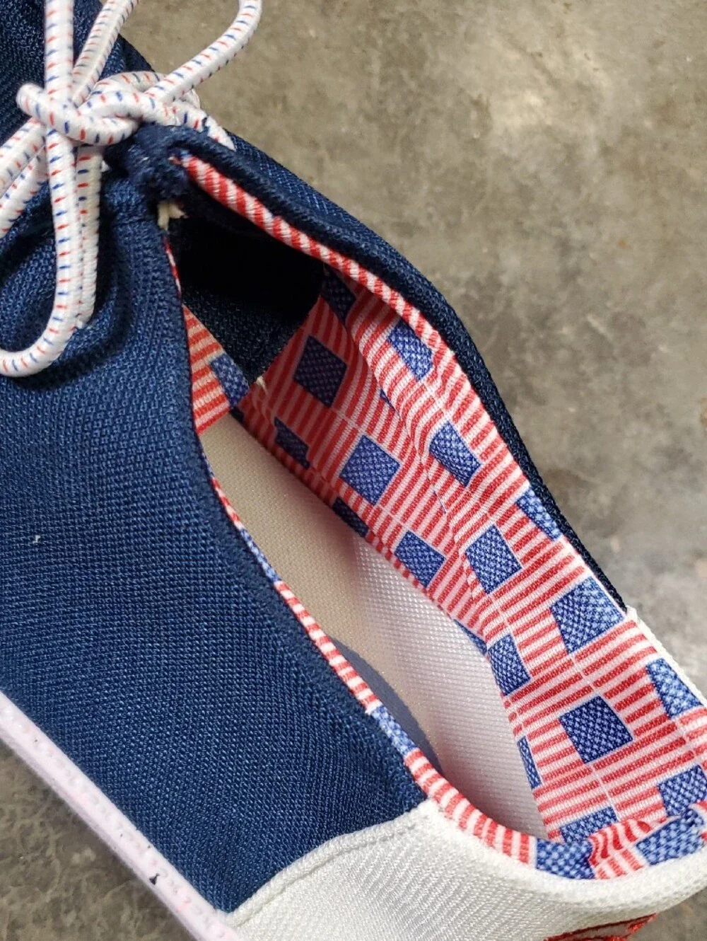 Hey Dude Men’s Wally Hey Comf Patriotic Flag Red White & Blue Boat Shoes Size 41
